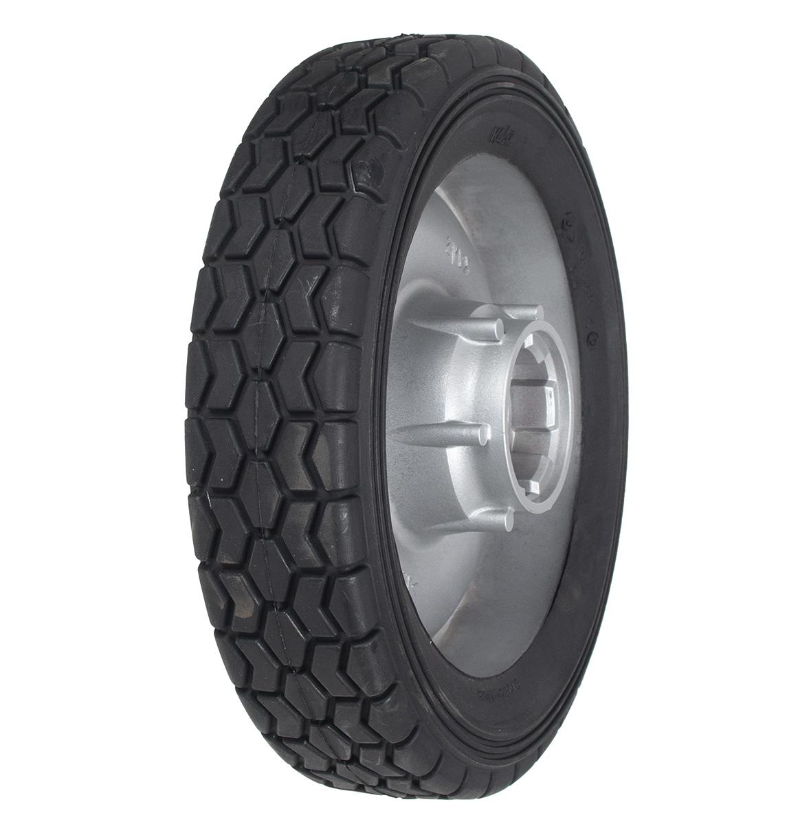 Koło kosiarki tył LM5360HXA 71041-144 z widocznym gniazdem napędu