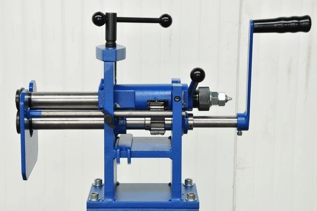 MAAD ZB-1.5 ROTATING PLATFORM CUTTING WELDING MACHINE - sada stojanů