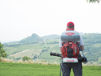 CIFARELLI M1200 DIESEL BACKPACK SPRAYER GARDEN ORCHARD SPRAYER 17L PROFESSIONAL - OFFICIAL DISTRIBUTOR - AUTHORIZED CIFARELLI DEALER