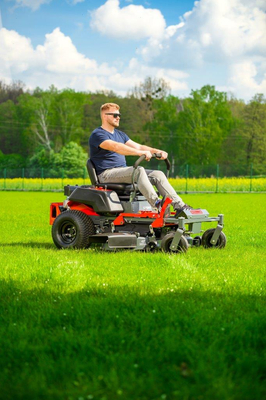 Traktorek ogrodowy Cedrus C-TRAC Z107