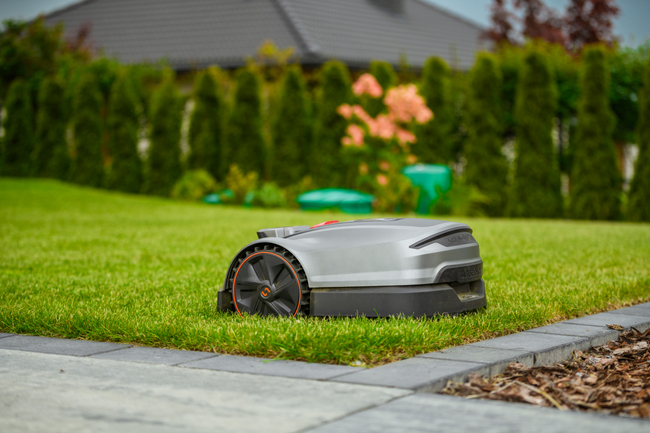 SUNSEEKER X3 Plus Elite RTK Robot Koszący Kosiarka Automatyczna do trawy CEDRUS C-MOW X3 PLUS 1200m2 Bez Kablowy / Bez Przewodowy - OFICJALNY DYSTRYBUTOR - AUTORYZOWANY DEALER CEDRUS