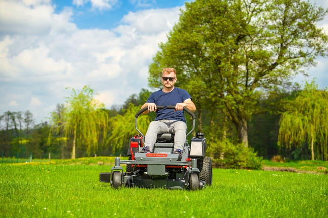 CEDRUS C-TRAC Z107 42 ZERO-TRACK ZAHRADNÍ SEKAČKA ZERO TURN 107cm 24 HP LONCIN LC2P77F V-TWIN dvouválcová sekačka - OFICIÁLNÍ DISTRIBUTOR - AUTORIZOVANÝ PRODEJCE