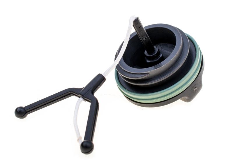 Korek paliwa Husqvarna 340 345 346XP 350 353 357XP 359 365 455E 372XP N/T 8R20-38 widok z boku