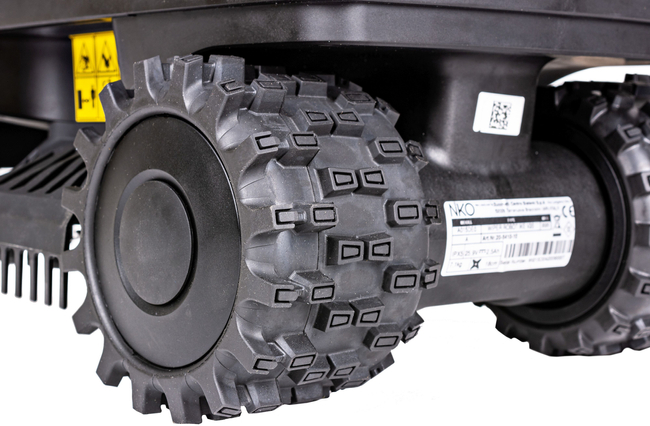 WIPER ECOROBOT IKE S AUTOMATIC MOWING ROBOT for lawns 1000m2 GSM, GPS 20-5420-10 - OFFICIAL DISTRIBUTOR - AUTHORIZED DEALER WIPER