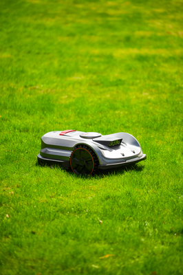 Sunseeker X5 Elite RTK Robot Koszący Kosiarka Automatyczna C-MOW X5 2000 m2 Bezprzewodowy