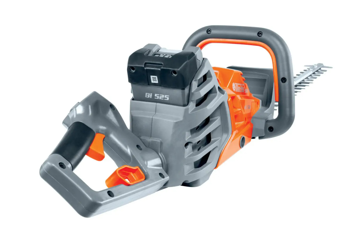 Nożyce akumulatorowe Oleo-Mac HCi560 56V – widok od strony uchwytu