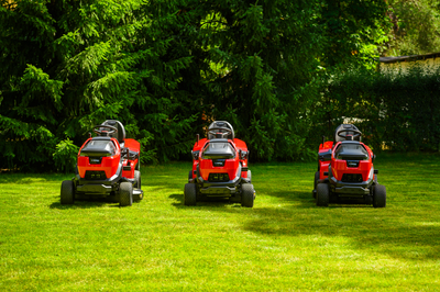 CEDRUS C-TRAC 103HC PREMIUM LUX Rear-Dump Self-Propelled Lawn Mower HYDROSTAT 102cm 2 CYLINDRES C-TRAC-103HC EWIMAX OFFICIAL DISTRIBUTOR - AUTHORIZED CEDRUS DEALER