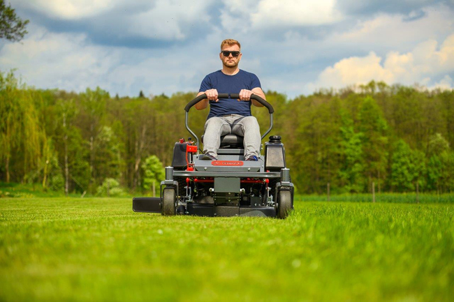 CEDRUS C-TRAC Z107 42 ZERO-TRACK ZAHRADNÍ SEKAČKA ZERO TURN 107cm 24 HP LONCIN LC2P77F V-TWIN dvouválcová sekačka - OFICIÁLNÍ DISTRIBUTOR - AUTORIZOVANÝ PRODEJCE