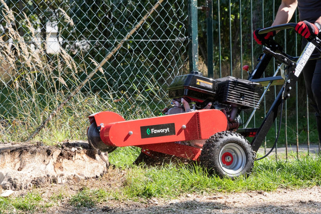 FAVORITE SF15 ROOT CUTTER TREE GRUBBER 15 KM