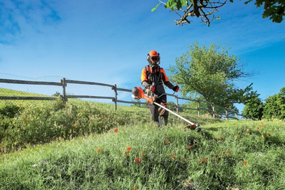 OLEO MAC BC 530 T PROFI KOSA SPALINOWA DO TRAWY PROFESJONALNA WYKASZARKA PODKASZARKA PODCINARKA MOC 3.7 KM KLASA PREMIUM 61409002E2 EWIMAX-OFICJALNY DYSTRYBUTOR - AUTORYZOWANY DEALER OLEO-MAC
