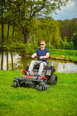 CEDRUS C-TRAC Z107 42 ZERO-TRACK GARDEN TRACTOR ZERO TURN 107cm 24HP LONCIN LC2P77F V-TWIN two cylinder lawn mower - OFFICIAL DISTRIBUTOR - AUTHORIZED DEALER