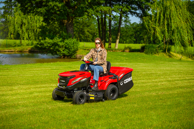 CEDRUS C-TRAC 92HC Rear-Dump Self-Propelled Lawn Mower with 92cm HYDROSTAT RECYCLING VELOPMENTS C-TRAC-92HC EWIMAX OFFICIAL DISTRIBUTOR - AUTHORIZED DEALER CEDRUS