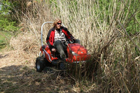 TRAKTOREK OLEO MAC TUAREG APACHE 92 EVO PROFESJONALNY TRAKTOREK OGRODOWY TERENOWY KOSIARKA SAMOJEZDNA SPALINOWA KARCZOWNIK KARCZOWNICA DO TRAWY B&S Briggs & Stratton 92cm 9000m2 KLASA PREMIUM 68129001A -OFICJALNY DYSTRYBUTOR - AUTORYZOWANY DEALER OLEO-MAC