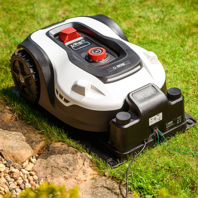 CEDRUS L20 AUTOMATIC MOWING ROBOT FOR 2000m2 C-MOW - OFFICIAL DISTRIBUTOR - AUTHORIZED DEALER CEDRUS