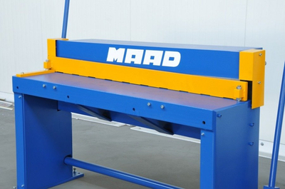 MAAD NGR-1400/1,5 mm MAAD NGR-1400/1,5 mm STŘIHACÍ GILLOTINY