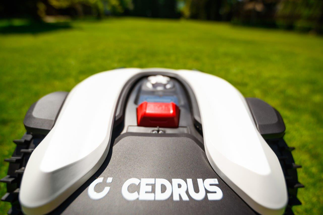 CEDRUS M12+ AUTOMATICKÁ SEKAČKA 1200m2 - OFICIÁLNÍ DISTRIBUTOR - AUTORIZOVANÝ PRODEJCE CEDRUS