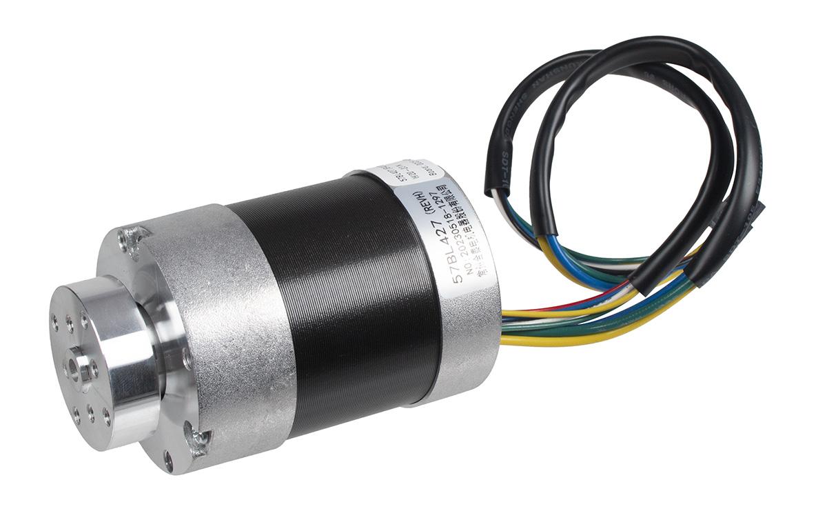 Silnik noży kosiarki Wiper IKE XH C02362_25_R widok 1