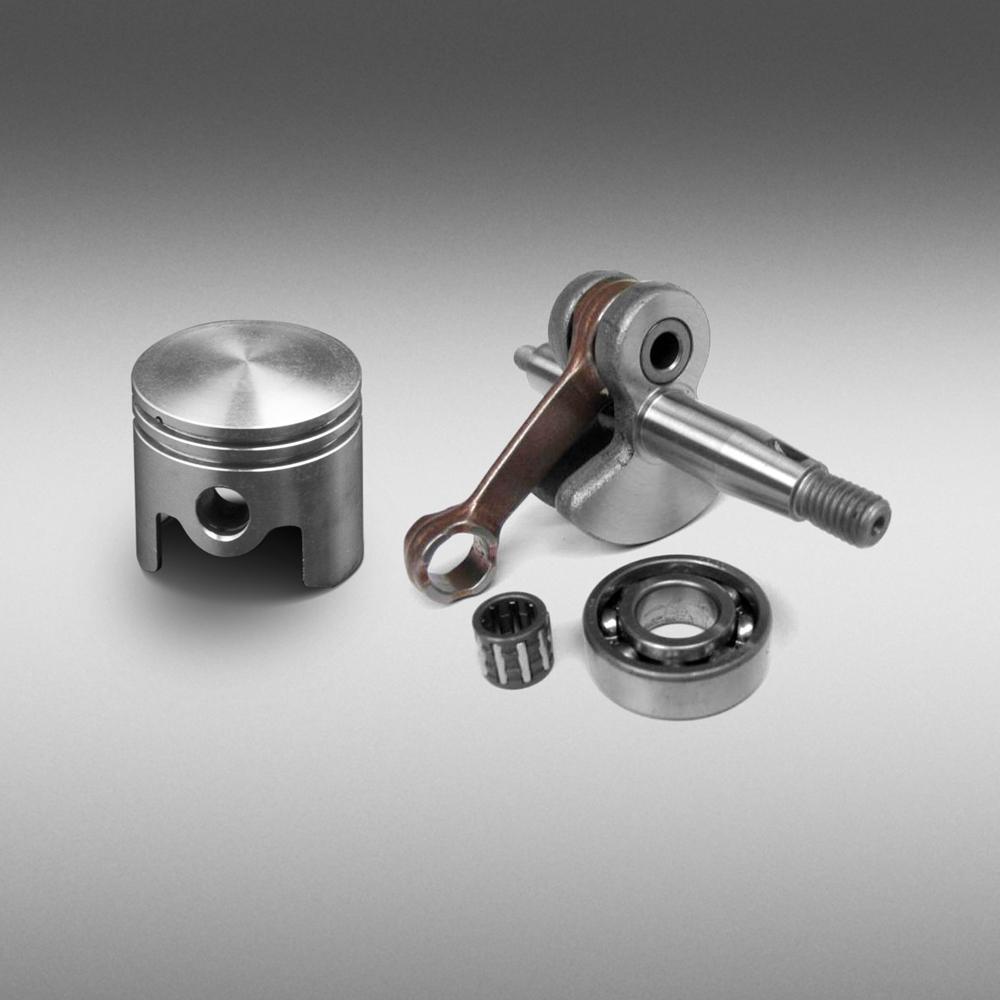 Pilarka spalinowa Maruyama MCV6200 w akcji