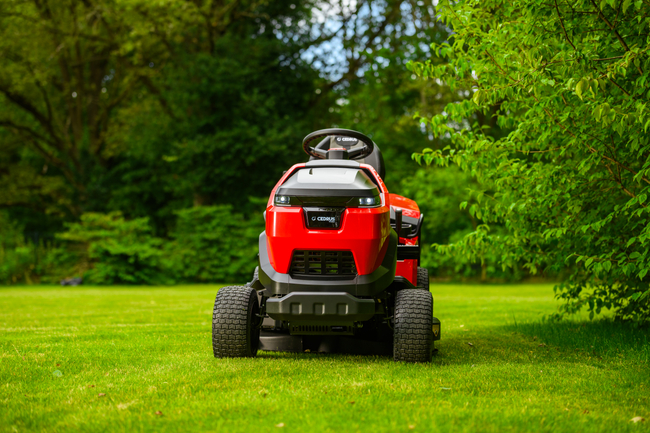 CEDRUS C-TRAC 93HC PREMIUM LUX Rear-Dump Self-Propelled Lawn Mower HYDROSTAT 93cm 2 CYLINDRES C-TRAC-93HC EWIMAX OFFICIAL DISTRIBUTOR - AUTHORIZED DEALER CEDRUS