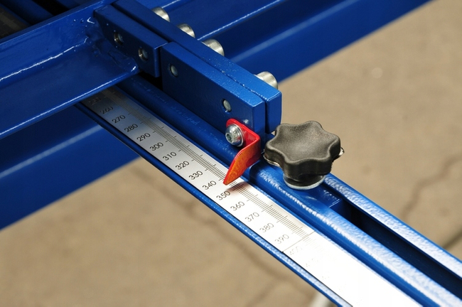 MAAD ZGM-3000/1.25 OHÝBAČKA PLECHU MECHANICKÁ ELEKTRICKÁ MAAD ZGM-3000/1.25