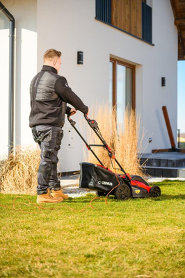 CEDRUS KE40 ELEKTRICKÁ KAPACITNÍ SEKAČKA 1800W / 40cm - EWIMAX - OFICIÁLNÍ DISTRIBUTOR - AUTORIZOVANÝ PRODEJCE CEDRUS