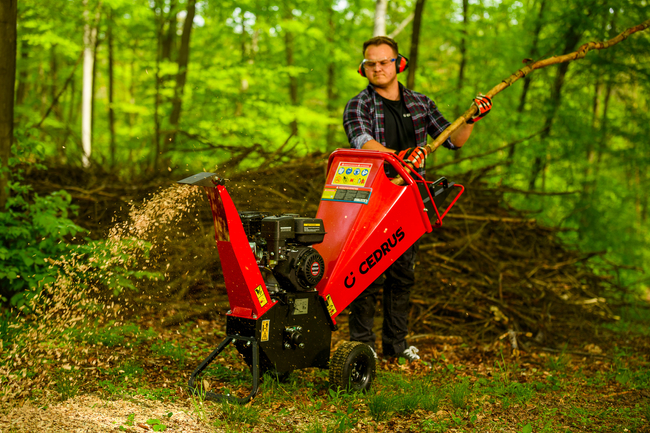 Cedrus RB02 spalovací drtič REBAK na větve 10 cm ! CEDRUS RB 02 CEDRB02 - EWIMAX - OFICIÁLNÍ DISTRIBUTOR - AUTORIZOVANÝ PRODEJCE CEDRUSU