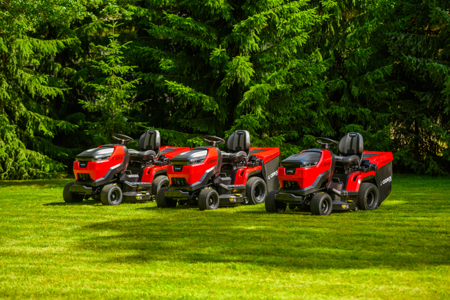 CEDRUS C-TRAC 103HC PREMIUM LUX Rear-Dump Self-Propelled Lawn Mower HYDROSTAT 102cm 2 CYLINDRES C-TRAC-103HC EWIMAX OFFICIAL DISTRIBUTOR - AUTHORIZED CEDRUS DEALER