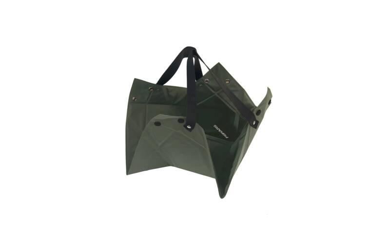 Fiskars Plant Care 1080776 – mata w trakcie składania