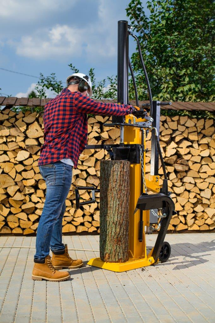 CEDRUS LS08 HYDRAULICKÝ ELEKTRICKÝ ŠTÍPAČ DŘEVA CEDRUS LS08V VERTIKÁLNÍ ŠTÍPAČ TLAK 11 TUN CEDLS08V - EWIMAX - OFICIÁLNÍ DISTRIBUTOR - AUTORIZOVANÝ PRODEJCE CEDRUS