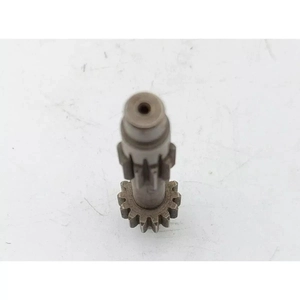 Hnací hřídel s ozubeným kolem (17+19)