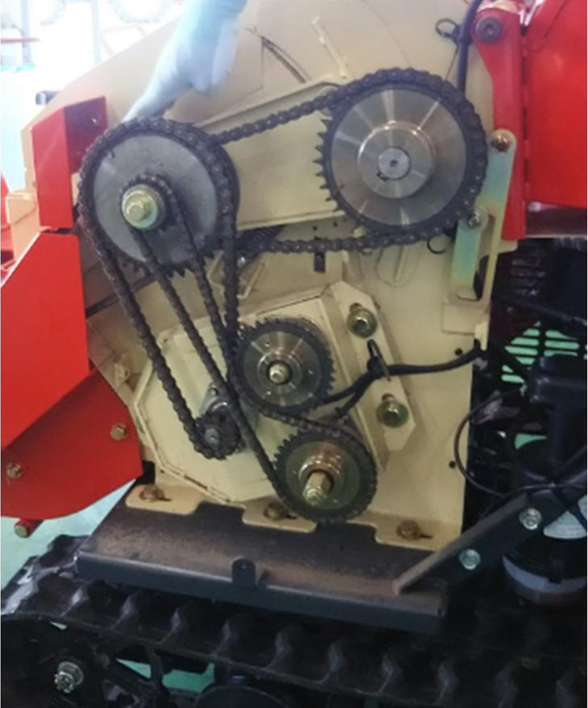 MARUYAMA HNJ-132B ROZDRABNIACZ SPALINOWY REBAK DO GAŁĘZI JEZDNY NA GĄSIENICACH Mitsubishi 13KM