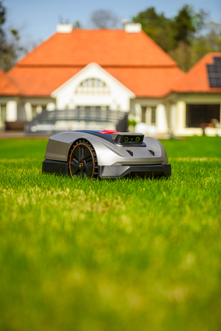 SUNSEEKER X5 CEDRUS X5 ELITE ORION BY SUNSEEKER RTK AUTOMATIC MOWING ROBOT CEDRUS C-MOW X5 2000m2 WITHOUT CABLE / WITHOUT WIRELESS - OFFICIAL DISTRIBUTOR - AUTHORIZED DEALER CEDRUS