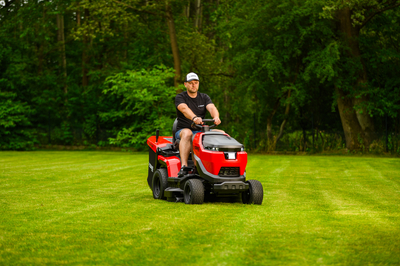 Traktorek ogrodowy Cedrus C-TRAC 93HC-1