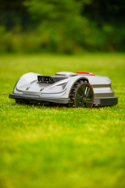 SUNSEEKER X7 PLUS ELITE RTK Robot Koszący Kosiarka Automatyczna Do Trawy CEDRUS C-MOW X7 PLUS 6000m2 Bez Kablowy / Bez Przewodowy - OFICJALNY DYSTRYBUTOR - AUTORYZOWANY DEALER CEDRUS