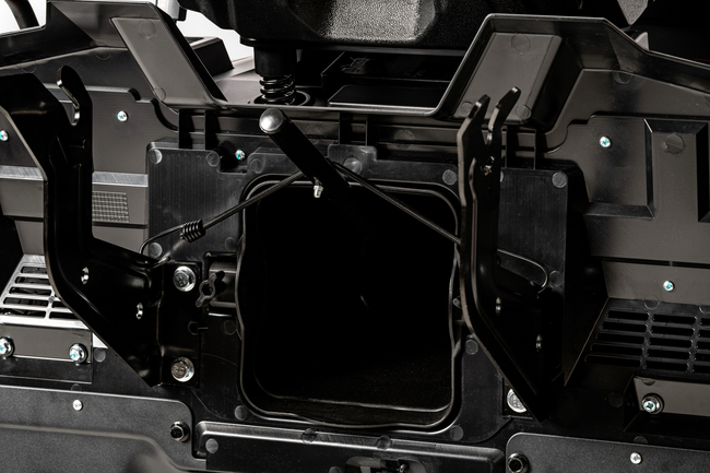 CEDRUS C-TRAC 103HC PREMIUM LUX TRAKTOREK OGRODOWY DO TRAWY Z TYLNYM WYRZUTEM KOSIARKA SAMOJEZDNA SPALINOWA DO TRAWY HYDROSTAT 102cm 2 CYLINDRY C-TRAC-103HC EWIMAX OFICJALNY DYSTRYBUTOR - AUTORYZOWANY DEALER CEDRUS