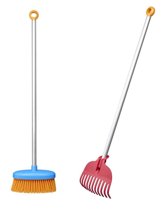 Szczotka i grabie dla dzieci My First Fiskars 1062474 – zestaw ogrodowy