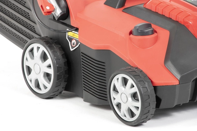 FAWORYT KCW1800 ELECTRIC TURF TREATER 2W1 AREATOR AERATOR + 2 ROLLERS 1800W / 40cm