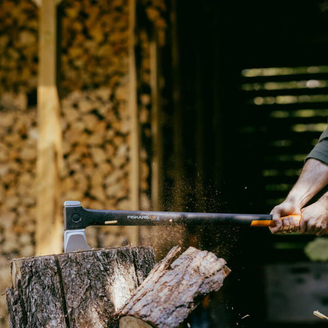 FISKARS X36 Sekera na štípání dřeva Fiskars X36 XXXL 1069109 - OFICIÁLNÍ DISTRIBUTOR - AUTORIZOVANÝ PRODEJCE FISKARS