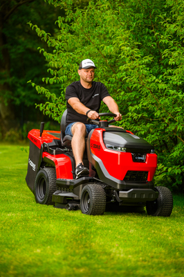 CEDRUS C-TRAC 103HC PREMIUM LUX Rear-Dump Self-Propelled Lawn Mower HYDROSTAT 102cm 2 CYLINDRES C-TRAC-103HC EWIMAX OFFICIAL DISTRIBUTOR - AUTHORIZED CEDRUS DEALER