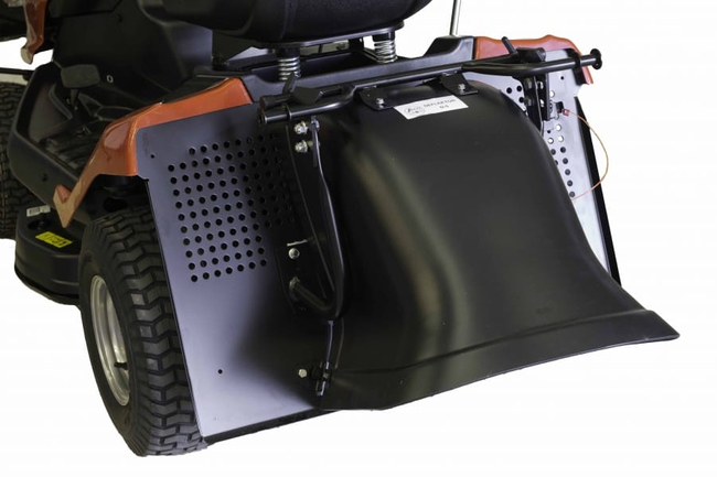 REAR EJECTION DEFLECTOR REAR GRASS EJECTION FOR CEDRUS / EFCO / OLEO-MAC LAWN TRACTOR OM92 / OM106 REAR EJECTION 68120003 / S532974472733 - OFFICIAL DISTRIBUTOR - AUTHORIZED OLE MAC DEALER