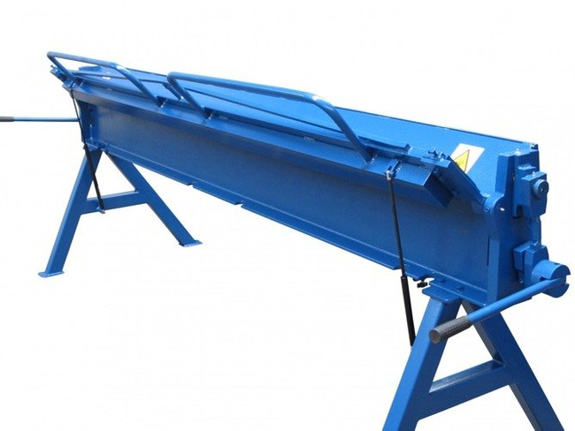 MAAD ZG-3000 /0.7mm sheet metal bending and cutting machine 