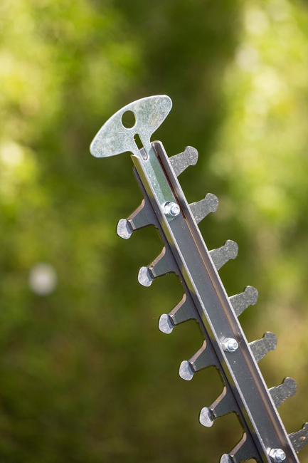 IKRA IAHS 20-1 SEKATOR NOŻYCE DO ŻYWOPŁOTU KRZAKÓW KRZEWÓW AKUMULATOROWE 20V PREMIUM OB-IKRIAHS20-1 EWIMAX - OFICJALNY DYSTRYBUTOR - AUTORYZOWANY DEALER IKRA