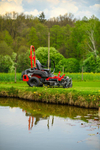 Cedrus C-TRAC Z132 traktorek ogrodowy kosiarka samojezdna Zero Turn 132 cm 27 KM Loncin
