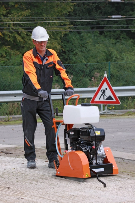 NORTON CLIPPER NORTON CLASSIC ASPHALT LASER DIAMOND TARGET 400 MM X 25.4 MM FOR ASPHALT for NORTON CLIPPER CS401 OFFICIAL DISTRIBUTOR - AUTHORIZED DEALER NORTON CLIPPER