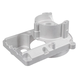 CEDRUS crankcase left sprayer OP02 070812