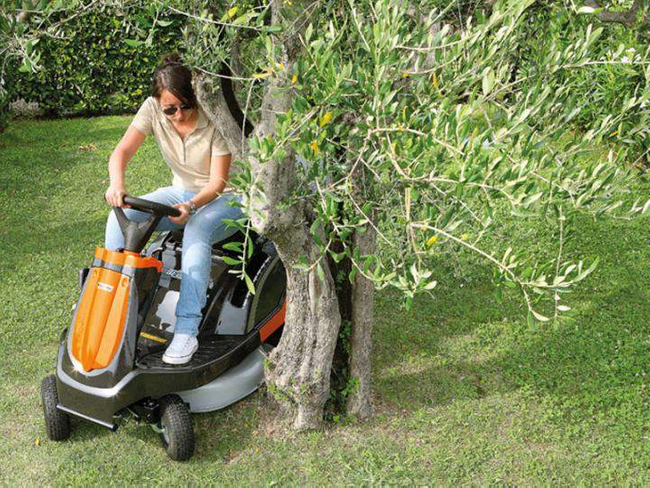 OLEO MAC MISTRAL 72/12.5 KH GARDEN TRACTOR RIDER RIDE-ON LAWN MOWER 68149024E5 - OFFICIAL DISTRIBUTOR - AUTHORIZED OLEO-MAC DEALER