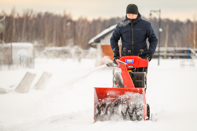 Ručně !!! CEDRUS SB71G-E JARNÍ SNĚHOVÁ FRÉZA S PRUŽINOVÝM PLUHEM, POSTŘIKOVAČEM, OBRACEČEM DRÁTŮ S POHONEM A STARTEM 10 KM ESTART - OFICIÁLNÍ DISTRIBUTOR - AUTORIZOVANÝ PRODEJCE