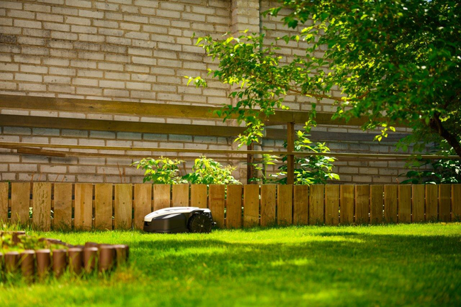 CEDRUS M6+ AUTOMATIC MOW MOWING ROBOT 600m2 - OFICIÁLNÍ DISTRIBUTOR - AUTORIZOVANÝ PRODEJCE CEDRUS