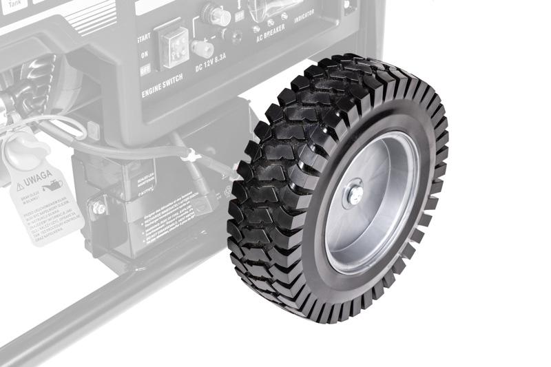 Koło zestawu transportowego Loncin LC6500AS LC8000AS podczas montażu