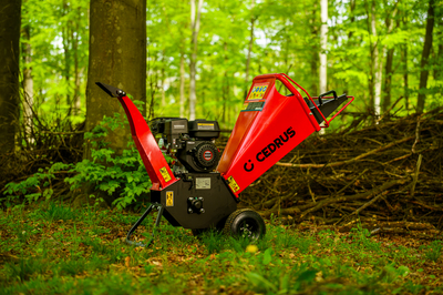 Cedrus RB02 rozdrabniacz spalinowy rębak do gałęzi 10 cm Loncin 6,5 KM